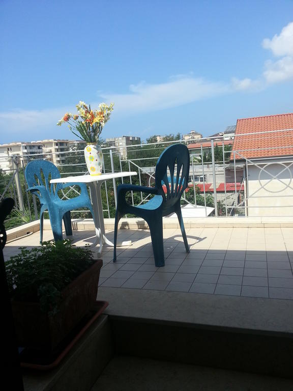 Hotel Mistef Falerna Rum bild