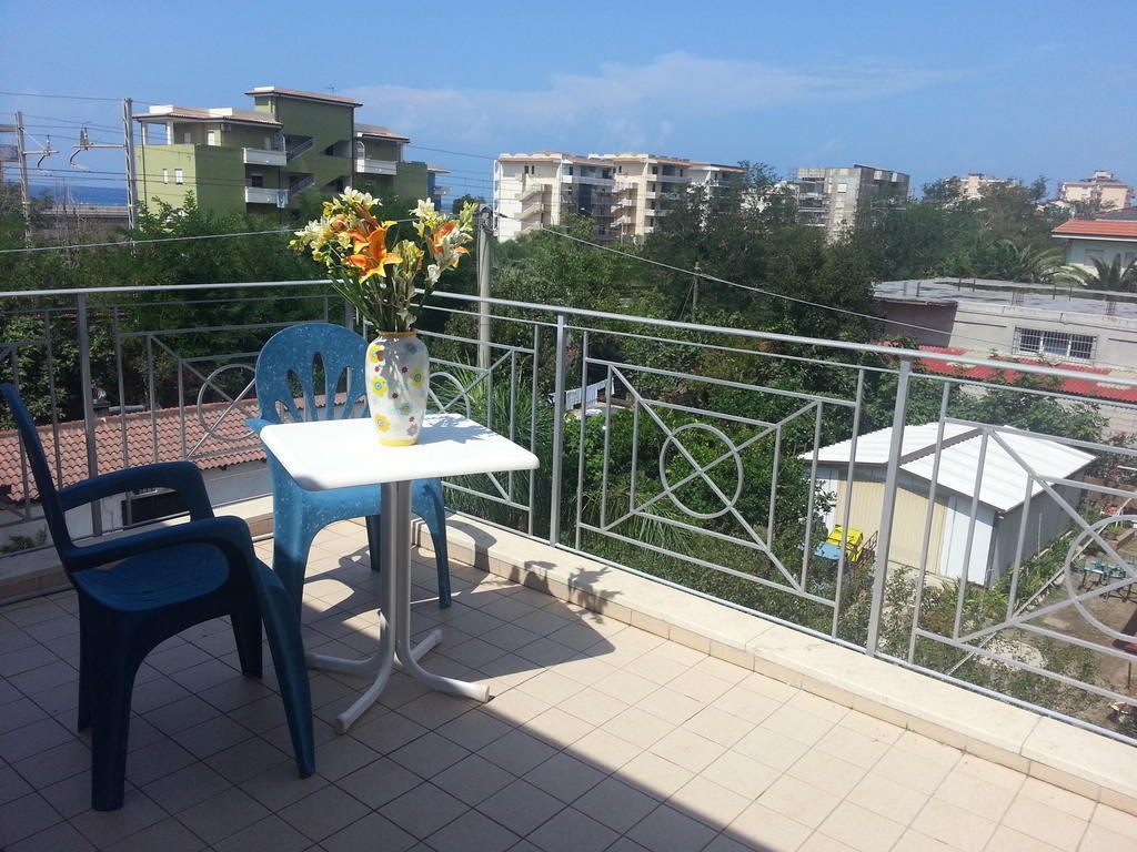 Hotel Mistef Falerna Rum bild
