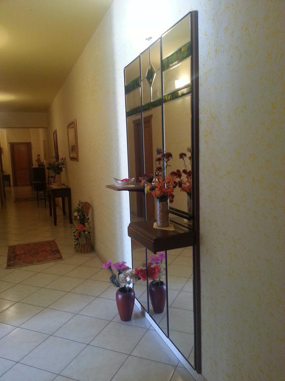 Hotel Mistef Falerna Rum bild
